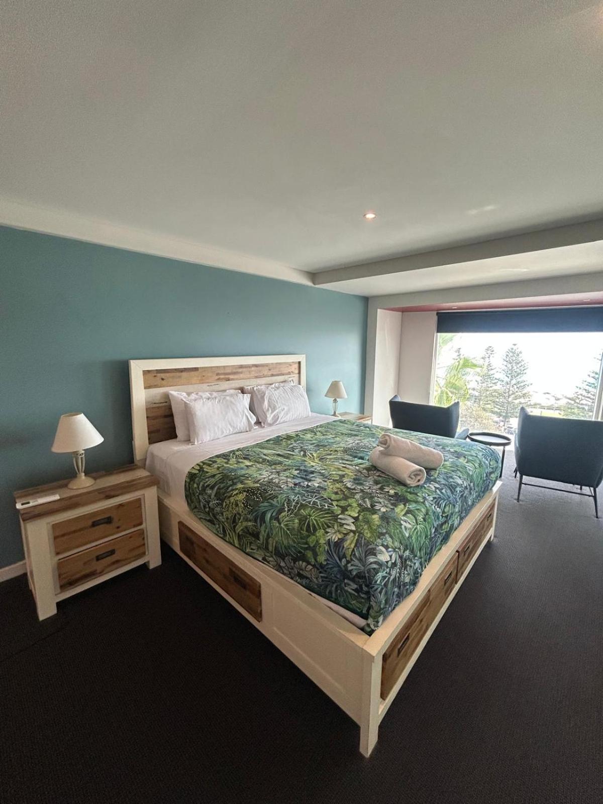 Ocean View-breath Taking Views, Amazing Facilities *